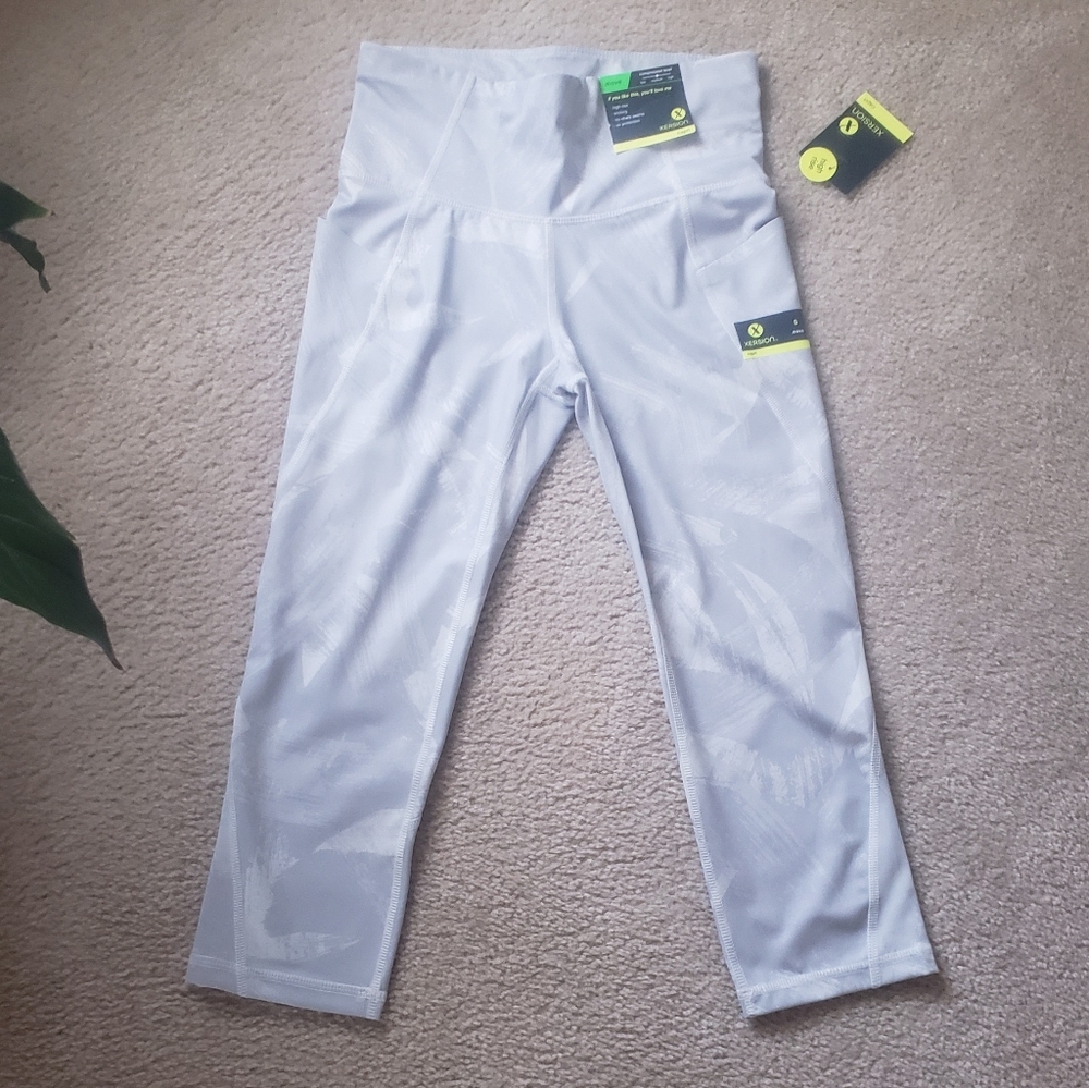 🔥Sale🔥XERSION high rise Capris - Picture 4 of 6